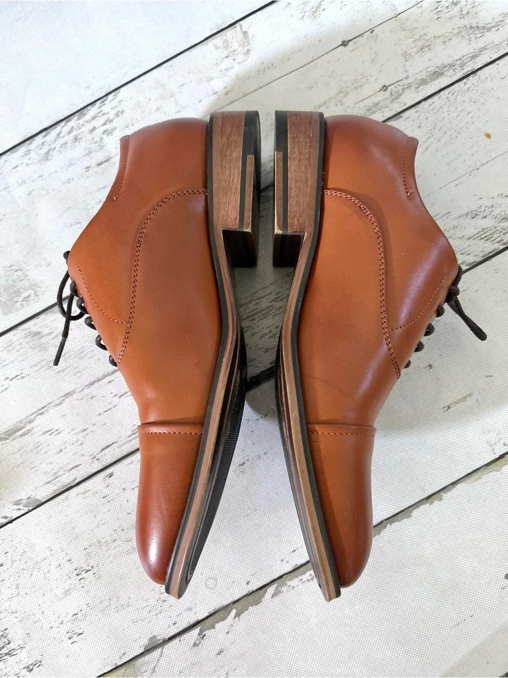 Men's Tan Cap-Toe Oxford Leather Lace-Up Dress Shoes Size 6.5